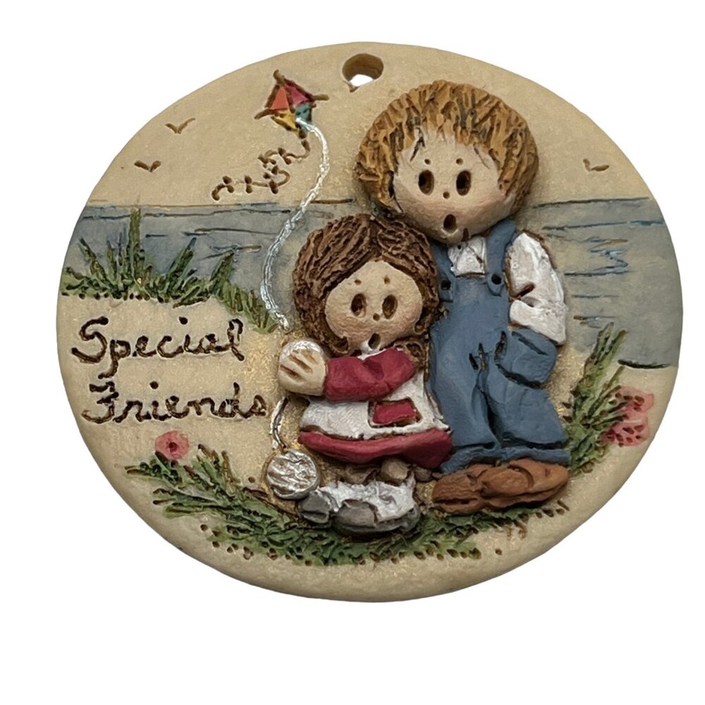 Vintage La Berge Ornament Pendant Special Friends Gift Seashore Beach 1994‎